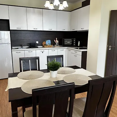 Perfect Sea And Pool View Long アパート シュコルピロフツ