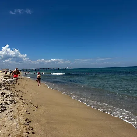 Perfect Sea And Pool View Long シュコルピロフツ