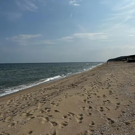 Perfect Sea And Pool View Long * シュコルピロフツ